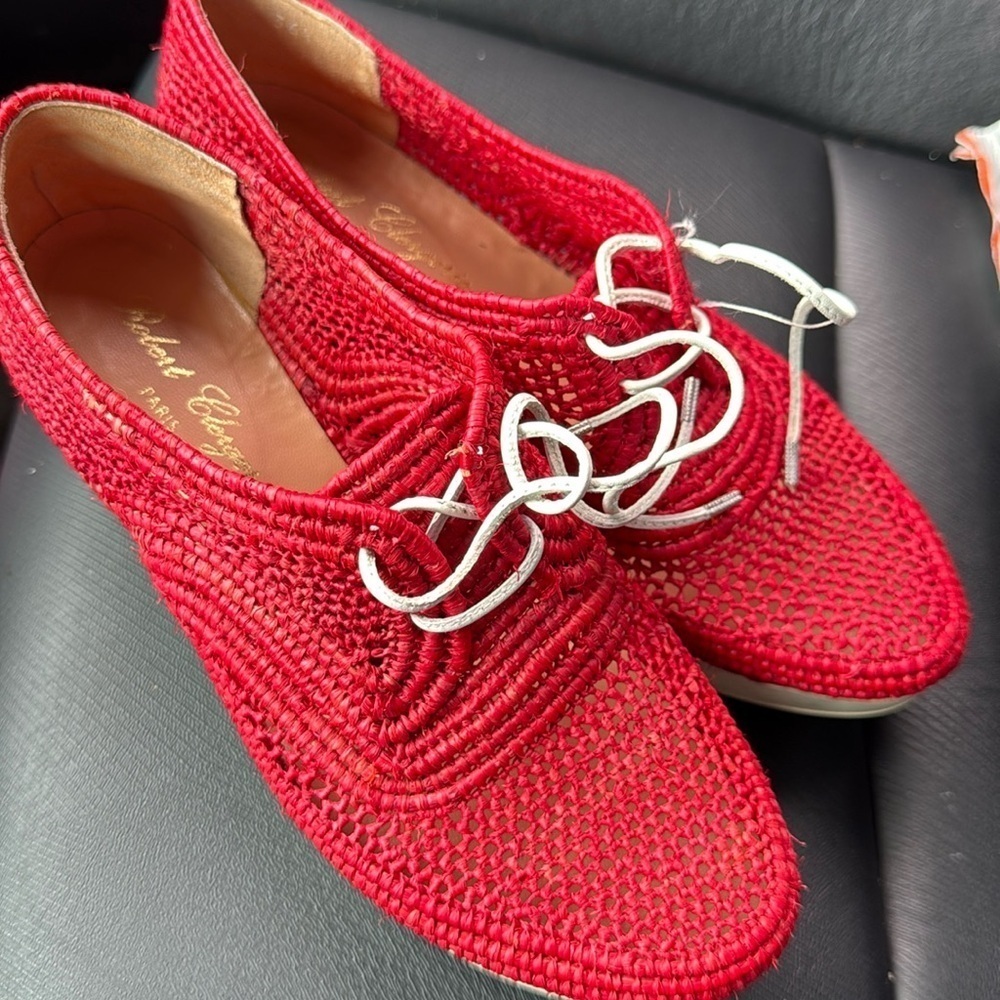 Red wedge lace up